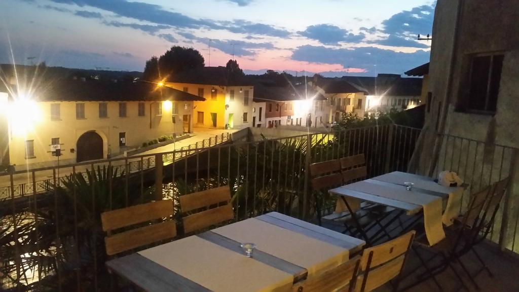 La Corte Sul Naviglio Boffalora sopra Ticino Luaran gambar